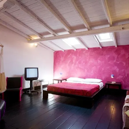 Bed & Breakfast Bad - And Design CTA