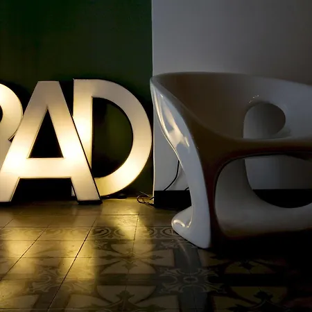 Bed & Breakfast Bad - And Design CTA